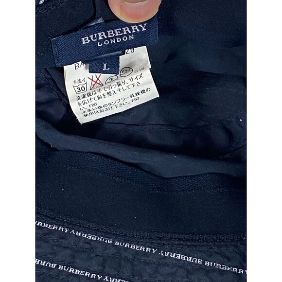 Burberry London Repeated Spell Out \
